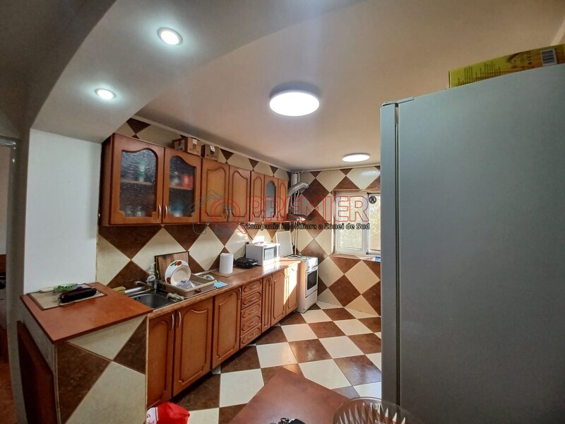 Aparatorii Patriei, str. Ion Iriceanu, patinoar, apartament 3 camere