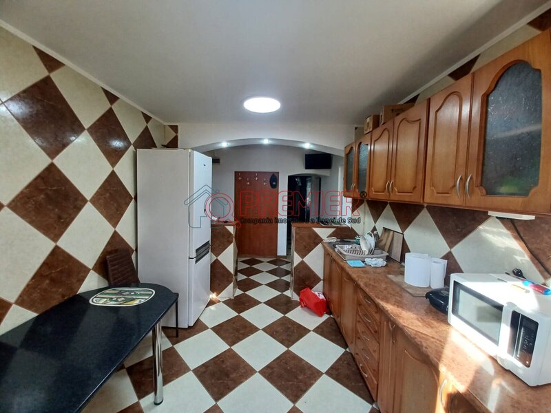 Aparatorii Patriei, str. Ion Iriceanu, patinoar, apartament 3 camere