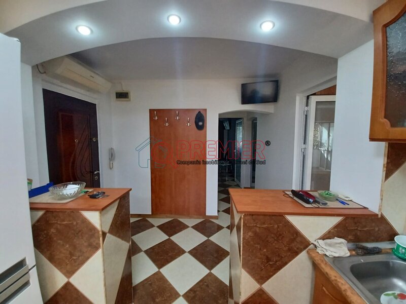 Aparatorii Patriei, str. Ion Iriceanu, patinoar, apartament 3 camere